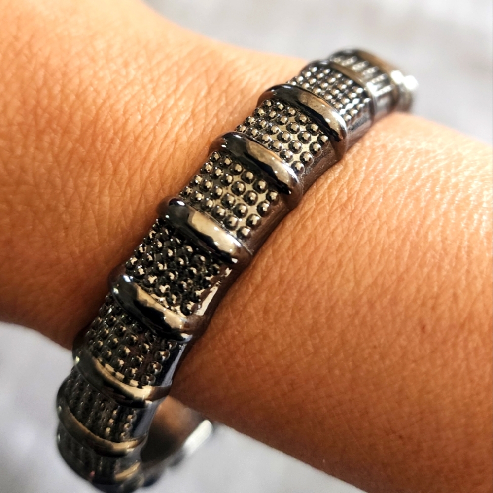 Charcoal Grey Textured Bangle